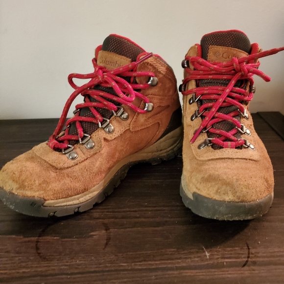 Columbia Womens suede hiking boots Size 6 - Picture 9 of 10